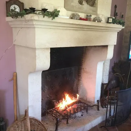 Ferienhaus Maison Cosy Dans Village Historique