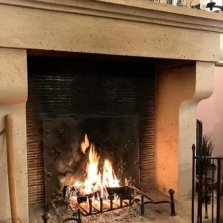 Maison Cosy Dans Village Historique