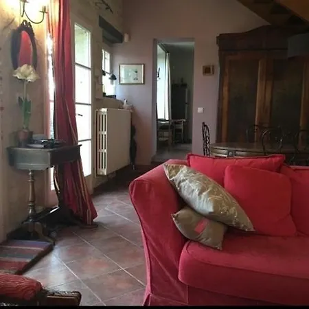 Сasa de vacaciones Maison Cosy Dans Village Historique