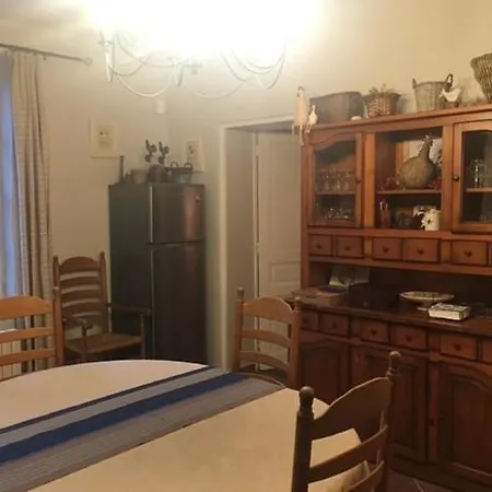 Сasa de vacaciones Maison Cosy Dans Village Historique